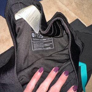Women’s medium tall figs FREEx™ Rafaela -  jogger scrub bottom in black.